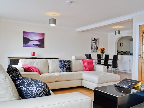 2 bedroom accommodation in Oban