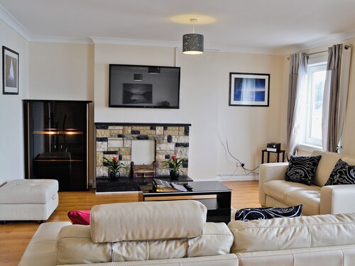 2 bedroom accommodation in Oban
