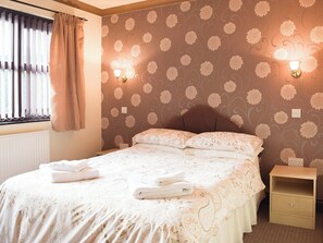 1 bedroom, free WiFi, bed sheets
