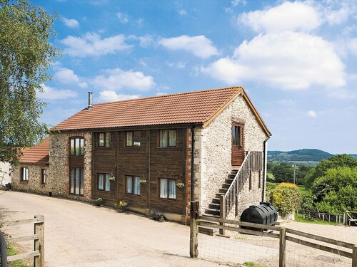 5 bedroom accommodation in Colyford, near Seaton