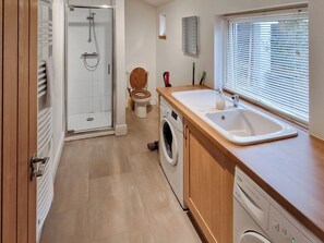 Towels - 3 bedroom accommodation in Caerlaverock, near Dumfries (Caerlaverock, near Dumfries)