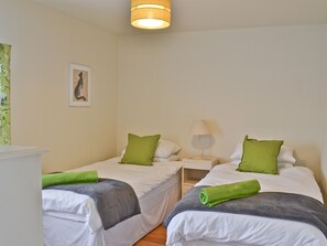 4 Schlafzimmer, kostenloses WLAN, Bettwäsche