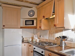 Cookware/dishes/utensils, freezer