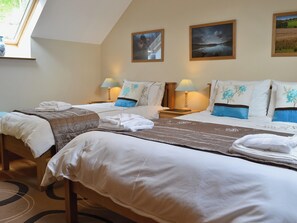 2 chambres, accès au Wi-Fi (inclus), literie fournie