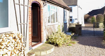 2 bedroom accommodation in Pentrich, near Ripley