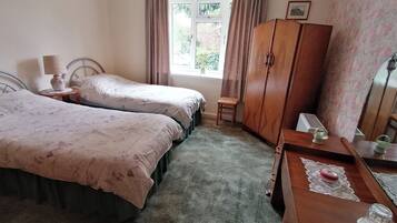 2 bedrooms, bed sheets