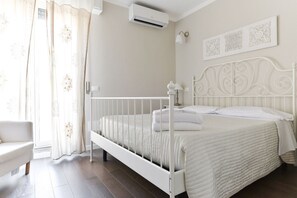 1 bedroom, Internet, bed sheets - Relax on a Roof Terrace of a Cosy Flat near the Pantheon (Roma)