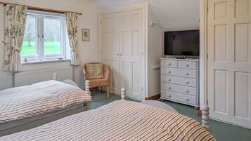 2 bedrooms, free WiFi, bed sheets