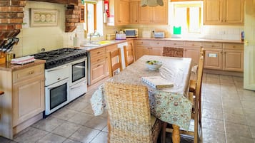 Dishwasher, high chair