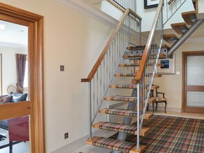 Interior - 4 bedroom accommodation in Tighnabruaich (Tighnabruaich)