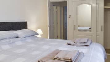 3 bedrooms, free WiFi, bed sheets