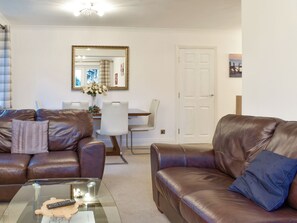 Living area - 3 bedroom accommodation in Bowness-on-Windermere (Bowness-on-Windermere)