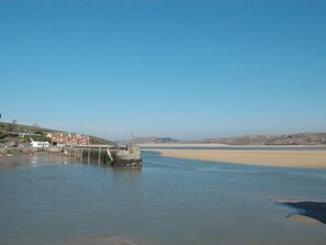 Beach - 2 bedroom accommodation in Harlyn Bay, near Padstow (Harlyn Bay, near Padstow)