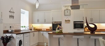 3 bedroom accommodation in Scaniport, near Inverness