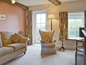 Fireplace - 1 bedroom accommodation in Kirkoswald, near Penrith (Kirkoswald, near Penrith)