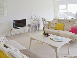 Living area - A lodge with luxury. (St Ann&rsquo;s Chapel, near Callington)