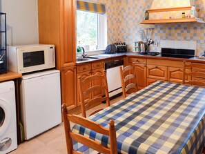 Dishwasher, high chair