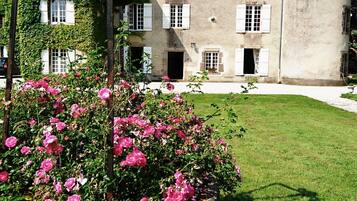 Double Room (Bleu) | View from room