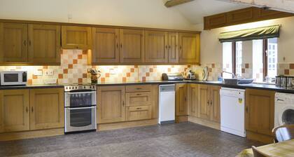 2 bedroom accommodation in Much Wenlock