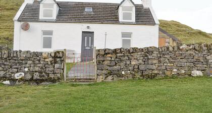 2 bedroom accommodation in Staffin, Isle of Skye