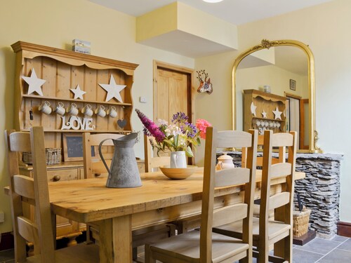 3 bedroom accommodation in Windermere