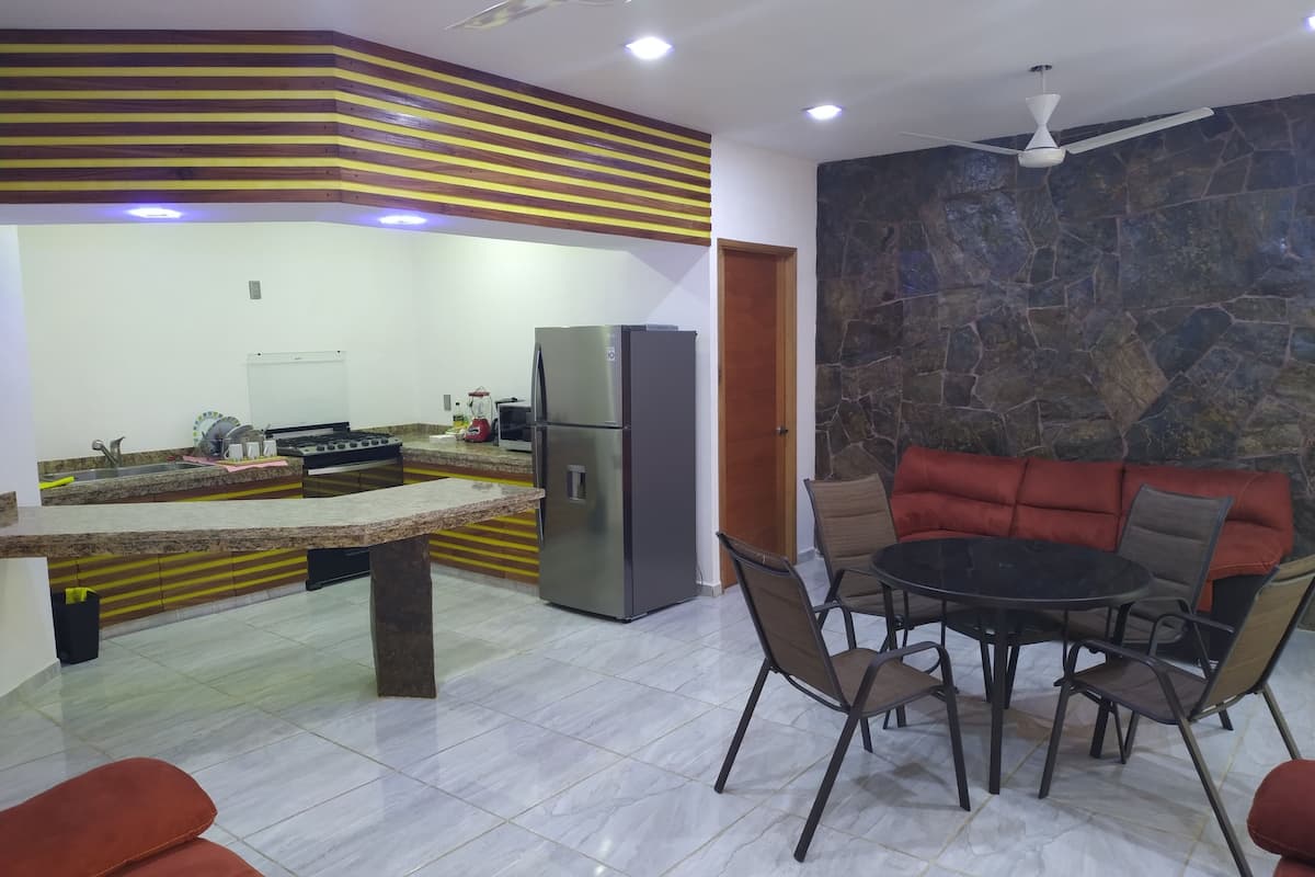 Palmas de Chahue 7 | Wohnzimmer | 43-Zoll-Flachbildfernseher mit Kabelempfang, Fernseher