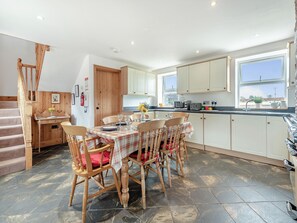 Dishwasher, highchair - 3 bedroom accommodation in Scaleby, near Brampton (Scaleby, near Brampton)