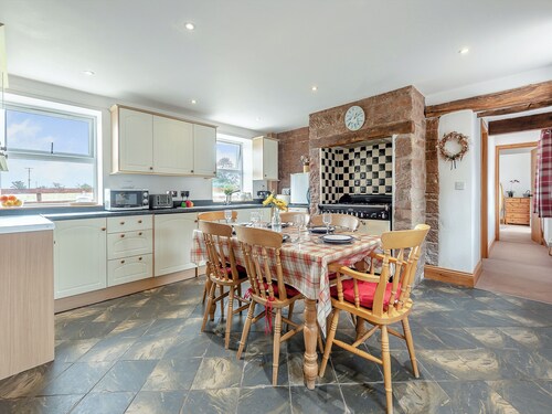 3 bedroom accommodation in Scaleby, near Brampton