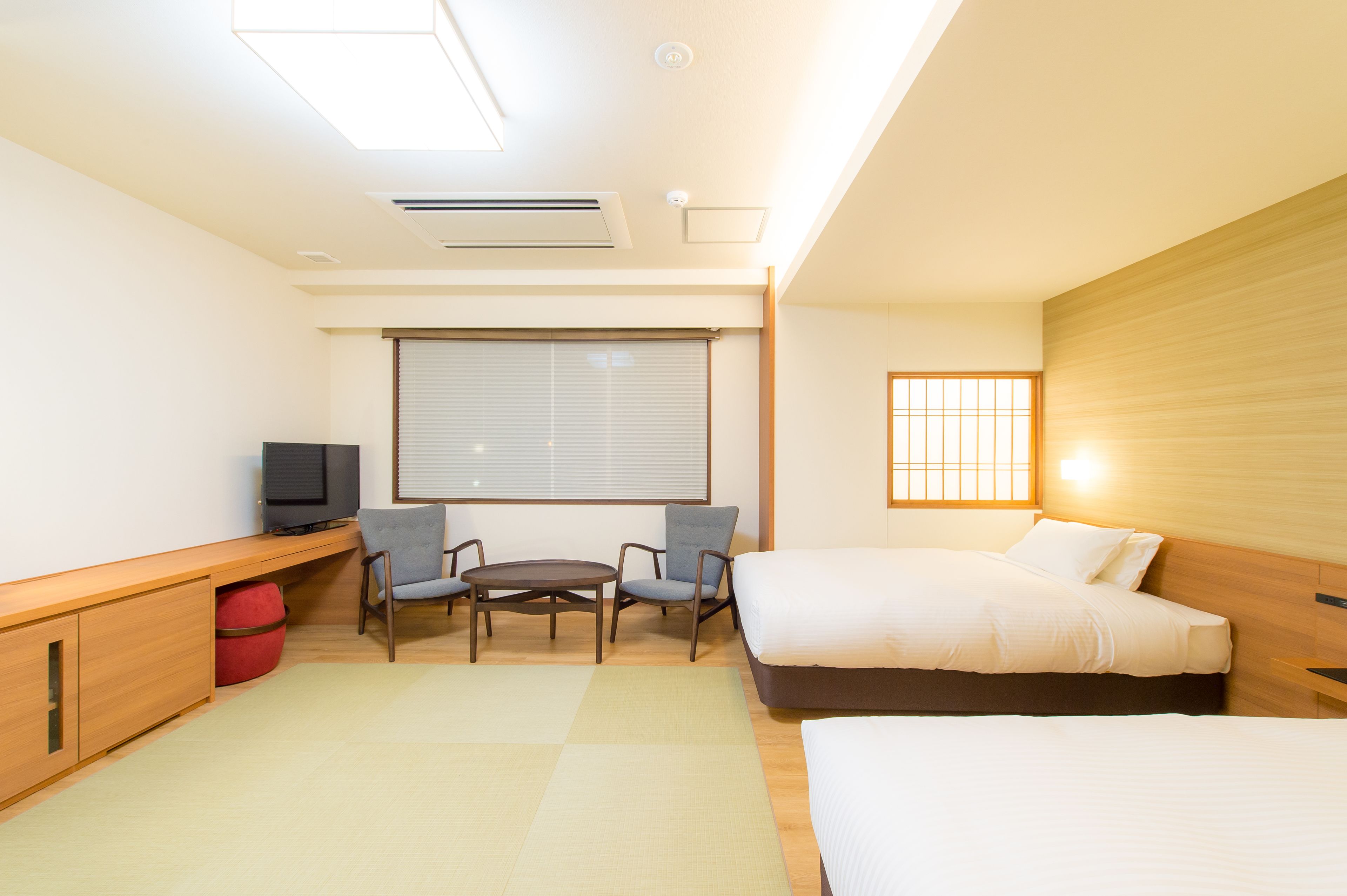 japanese western style room | in-room safe, desk, free wifi, bed sheets