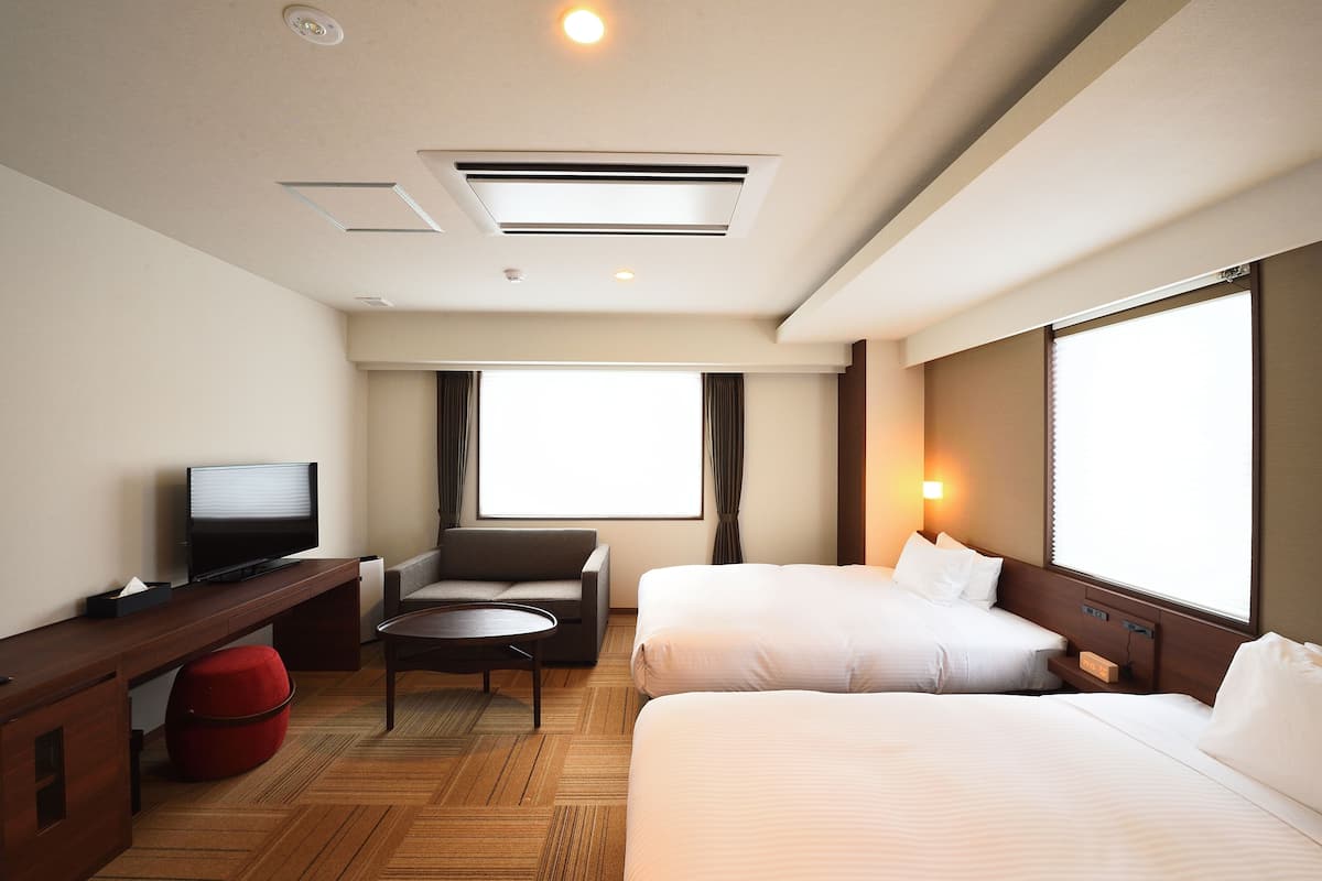 In-room safe, desk, free WiFi, bed sheets