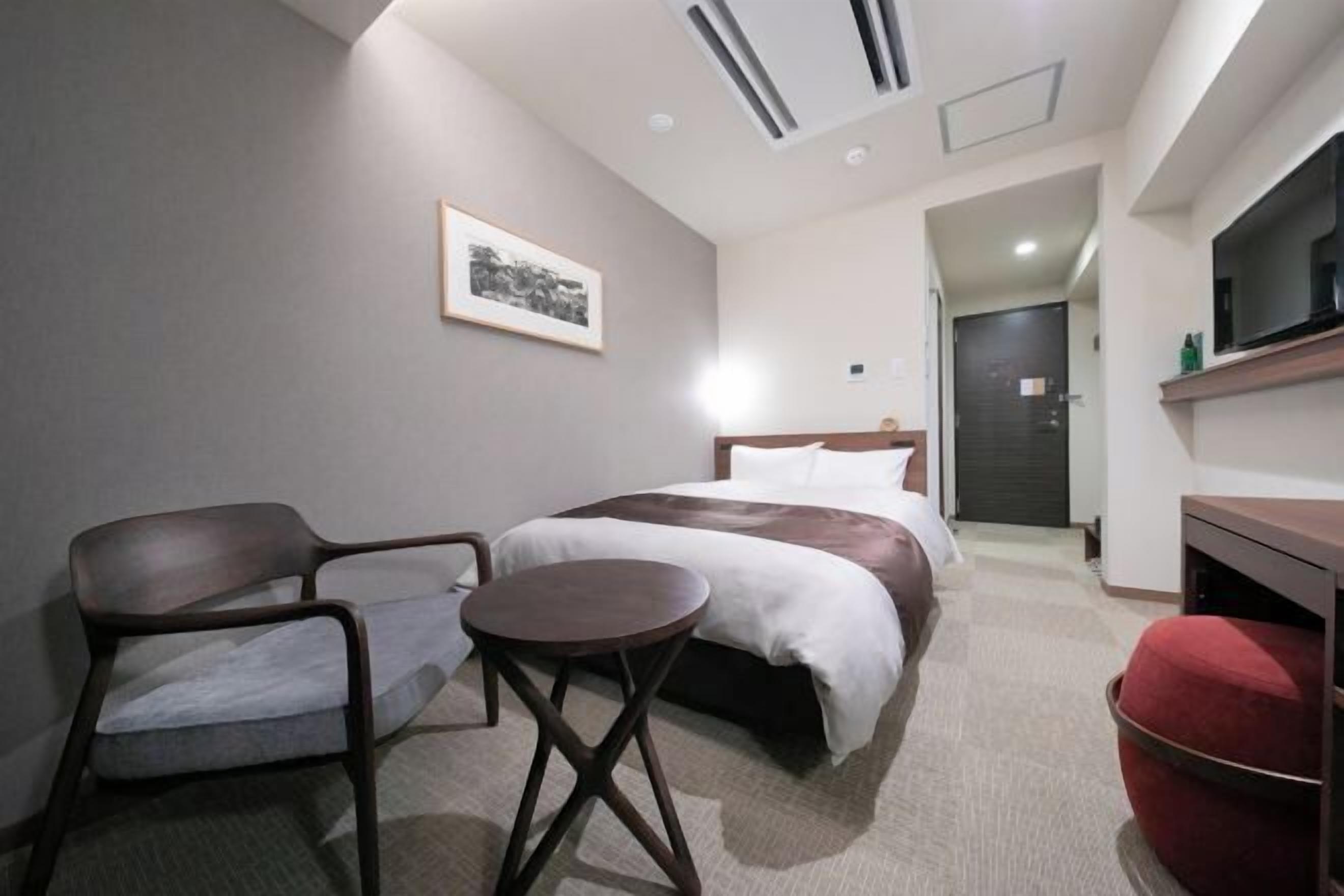 Una cassaforte in camera, una scrivania, Wi-Fi gratuito, lenzuola