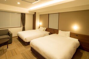 Large Twin Room | In-room safe, desk, free WiFi, bed sheets - Hotel Munin Furano (Furano)