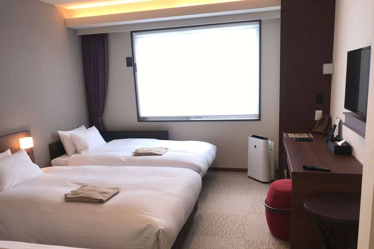 Triple Room | In-room safe, desk, WiFi (free), bed sheets