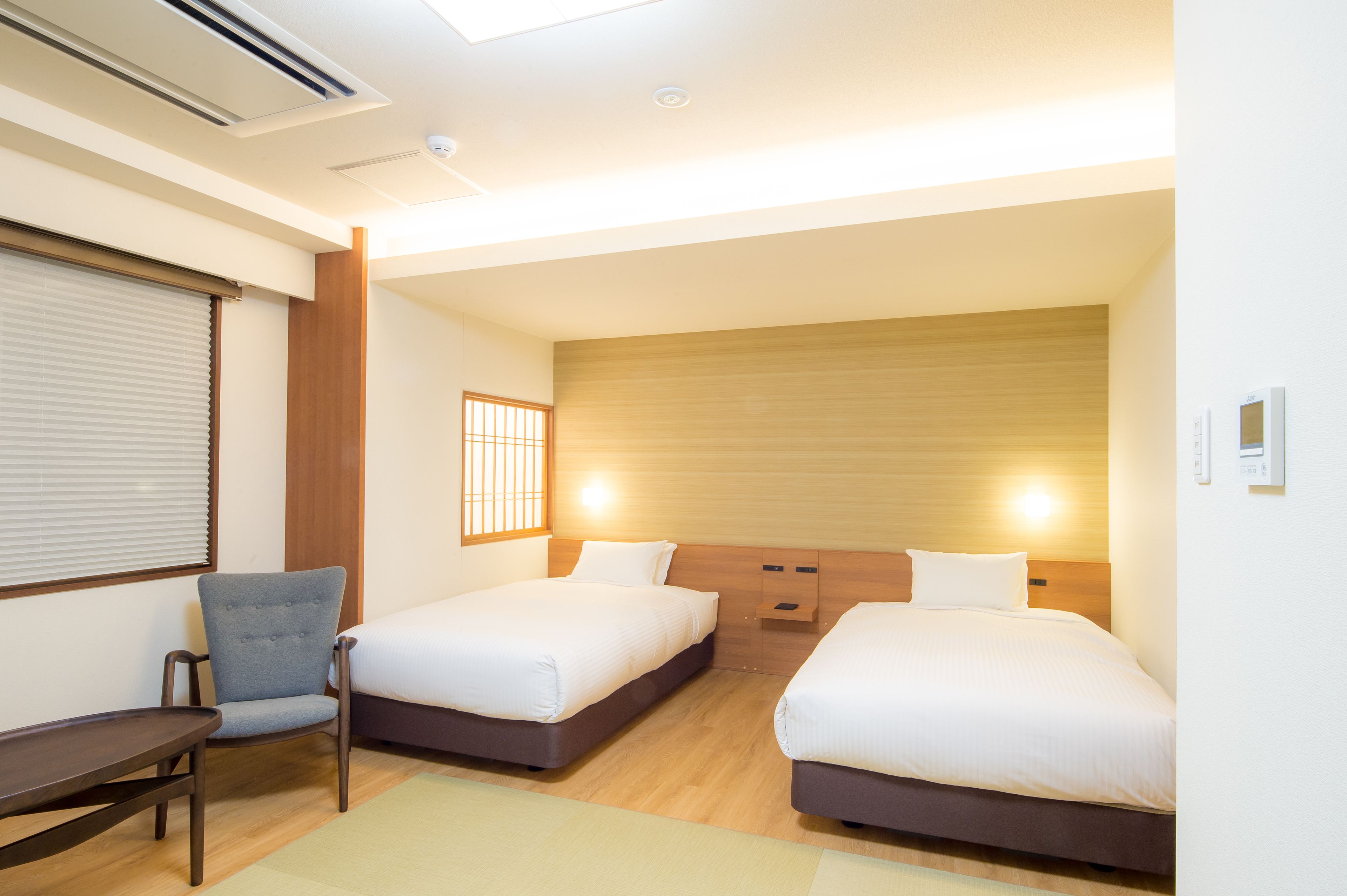 japanese western style room | in-room safe, desk, free wifi, bed sheets