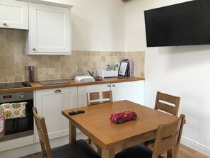 Dishwasher, high chair