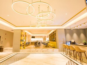 Frühstücksbuffet gegen Gebühr