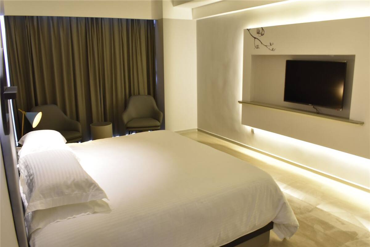 Business Room (B) | Rollaway beds, free WiFi