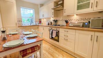 Dishwasher, highchair