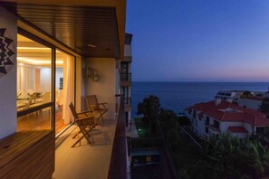 Balcony view - Baía Apartment (Funchal)