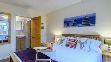 4 habitaciones, wifi gratis y ropa de cama