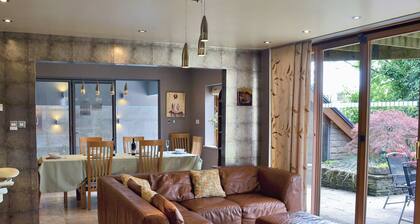 5 bedroom accommodation in Buxton