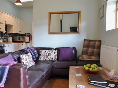 2 bedroom accommodation in Martin, Fordingbridge
