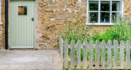 3 Schlafzimmer Unterkunft in Breadstone, Vale of Berkeley
