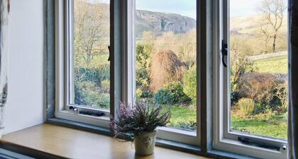 2 bedroom accommodation in Conistone with Kilnsey, Grassington