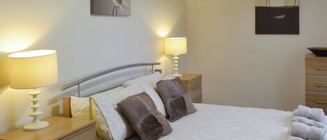 4 habitaciones, wifi gratis y ropa de cama