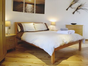 2 quartos, Wi-Fi de cortesia, roupa de cama