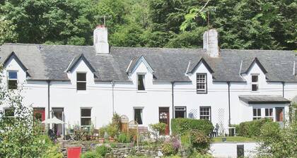 15 Cairnbaan Cottage