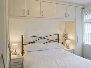 3 quartos, Wi-Fi de cortesia, roupa de cama