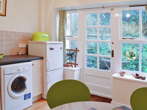 3 bedroom accommodation in Fordingbridge