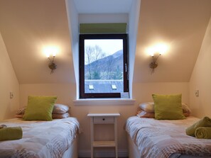 2 habitaciones, wifi gratis y ropa de cama 